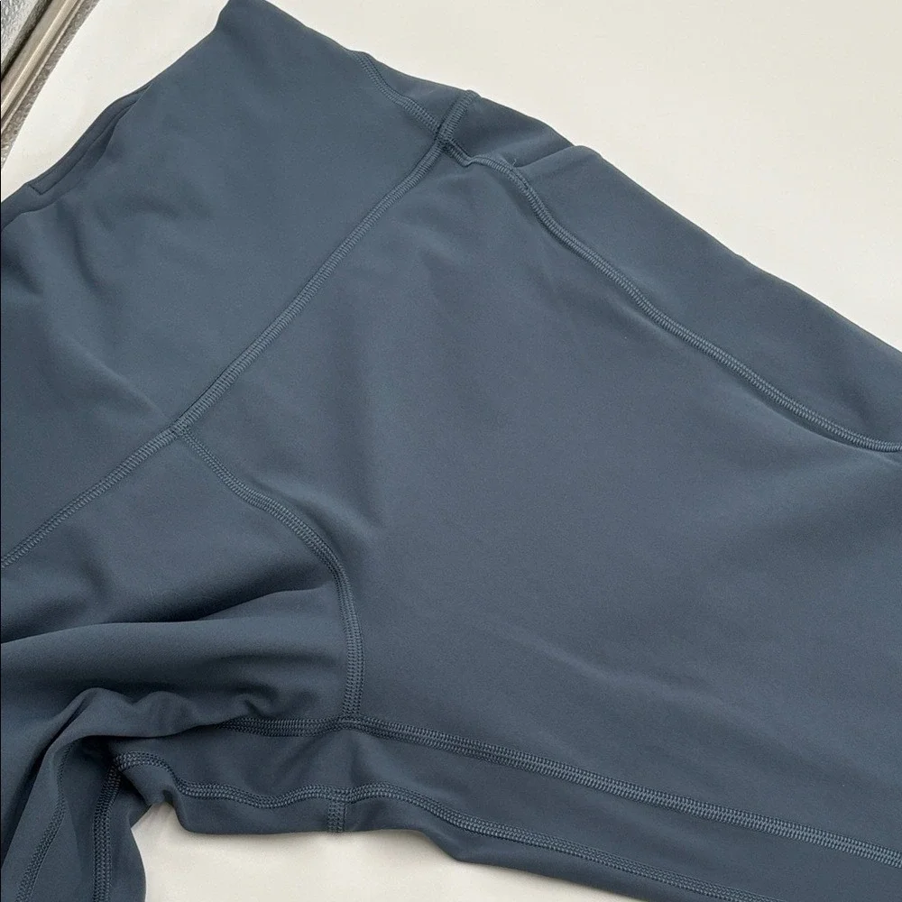Lululemon Align High-Rise 25